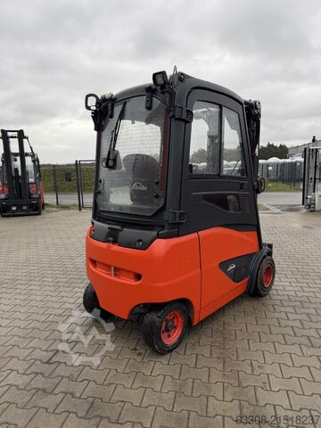 Elektrický 4kolový vysokozdvižný vozík Linde E18PH-02