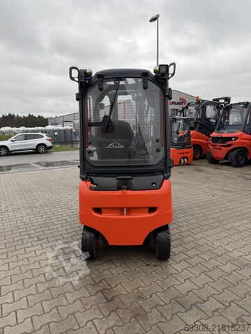 Elektrický 4kolový vysokozdvižný vozík Linde E18PH-02