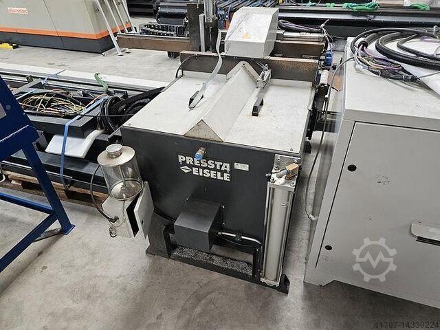 Pressta Eisele zaagsysteem voor aluminium met duwer Pressta Eisele Sägeanlage V-Cut