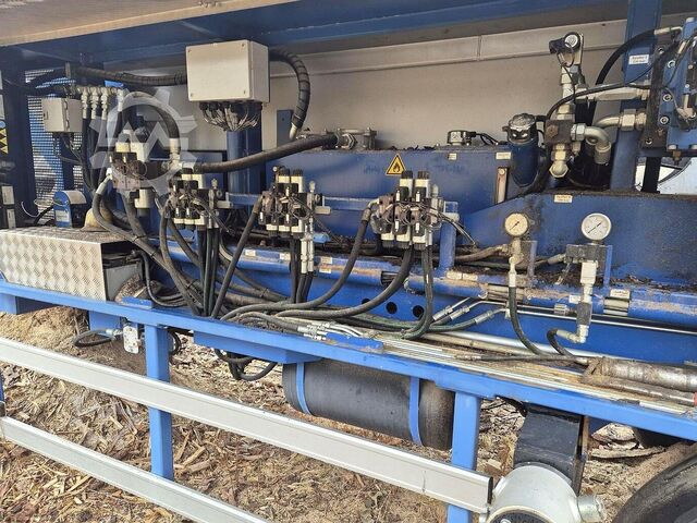 Houtklover + kraan S&Ü Hydraulik- und Maschinenbau GmbH SSA 700