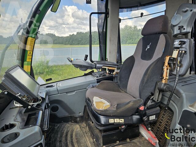 Maszyna do zbiorów John Deere 1170 E