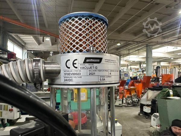 Injection molding machine BOY XS