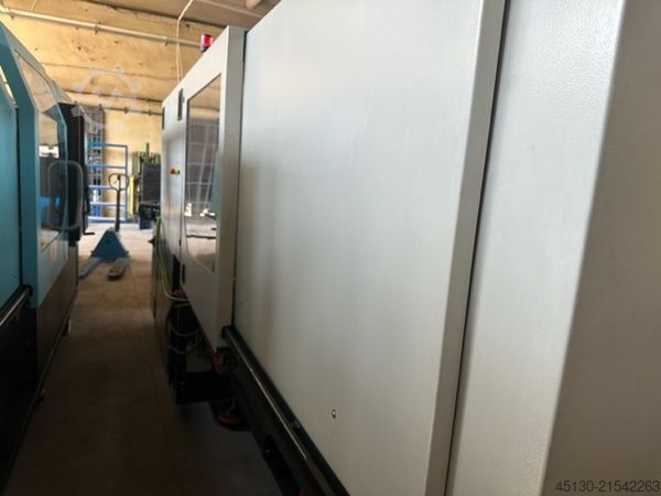 Injection molding machine Sumitomo Demag IntElekt 50/370-200