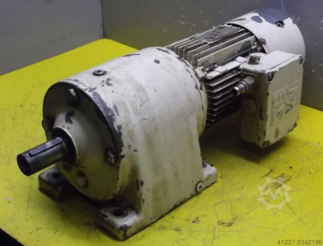 Tandwielmotor 0,75 kW 40 tpm SEW-EURODRIVE R60DT80K2BGHRZ
