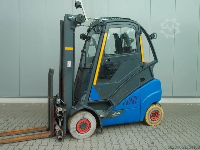 LPG vysokozdvižné vozíky LINDE H 30 T -02