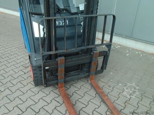 Empilhador de GPL LINDE H 16 T / 391