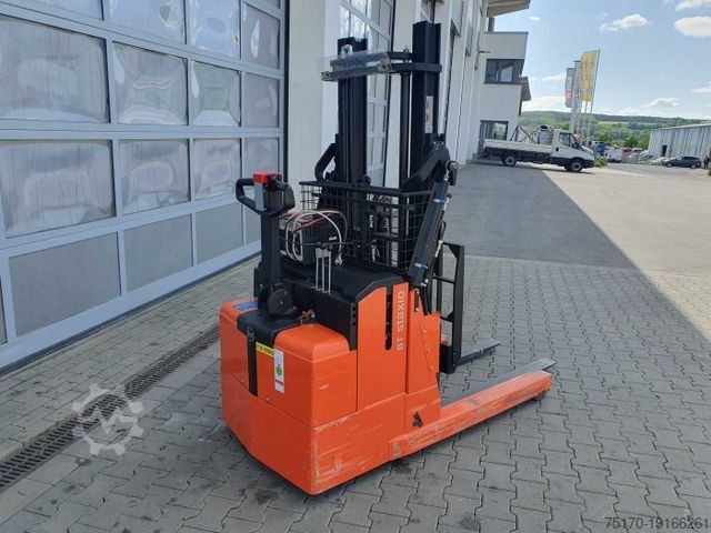 Hochhubwagen TOYOTA RWE 120 / Schubmaststapler / Duplex:2.9m / 257h!