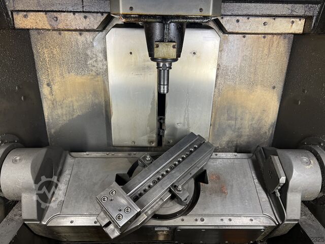 Centro de mecanizado vertical de 5 ejes HERMLE C800U