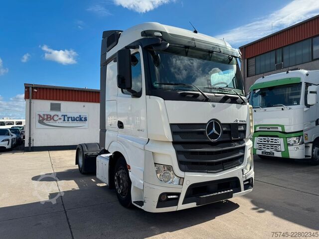 Nagy térfogatú nyergesvontató MERCEDES-BENZ ACTROS 1842 *RETARDER * VOLUMEN *