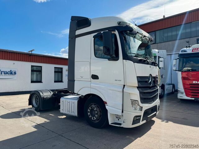 Nagy térfogatú nyergesvontató MERCEDES-BENZ ACTROS 1842 *RETARDER * VOLUMEN *