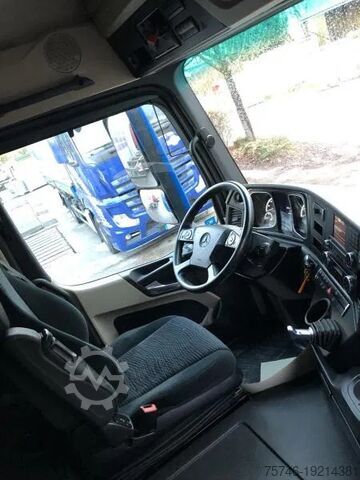 Volumul SZM Mercedes-Benz Actros 1845 LS LOW MEGA Streamspace Intarder