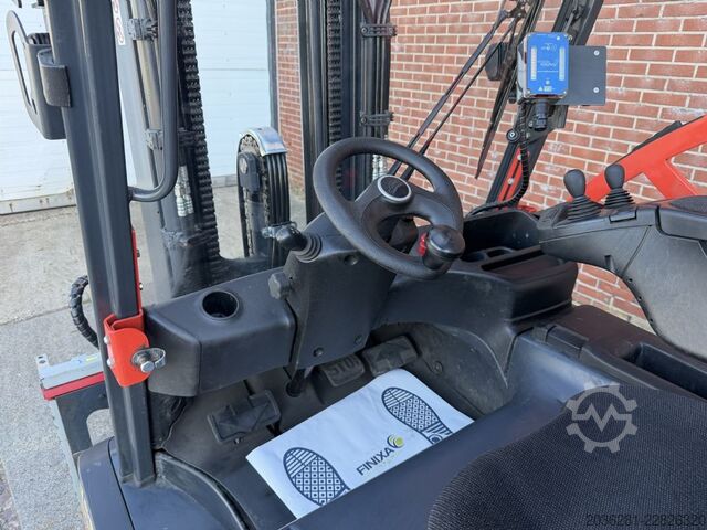 Carrello elevatore elettrico a 4 ruote Linde E35L-01