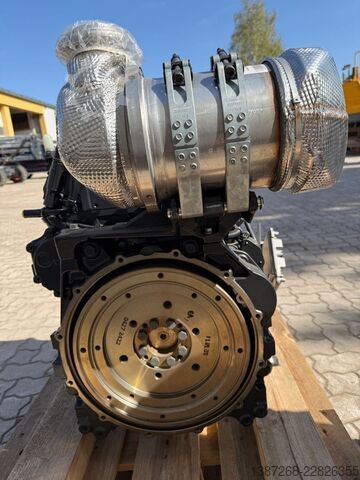 Outro DEUTZ Deutz TD2.9 L4 Diesel Motor / 4 Zyl. / Neuwertig