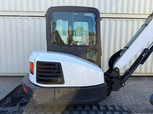 Mini bager BOBCAT E50 / 2016 BJ / 3.381 H  / 2 x Löffel / MS03