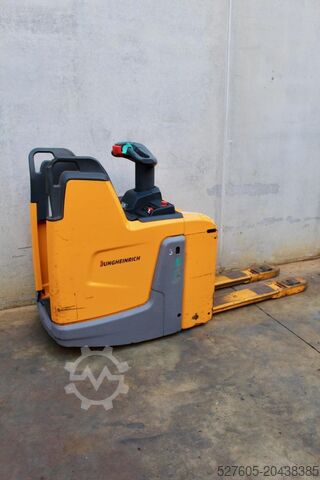  Jungheinrich ERE 225i LI-ION