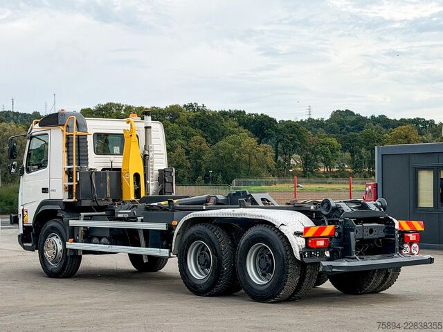 Camión portacontenedores de gancho VOLVO FMX 450 * Abrollkipper 5,30 m * 6x4 Top Zustand!