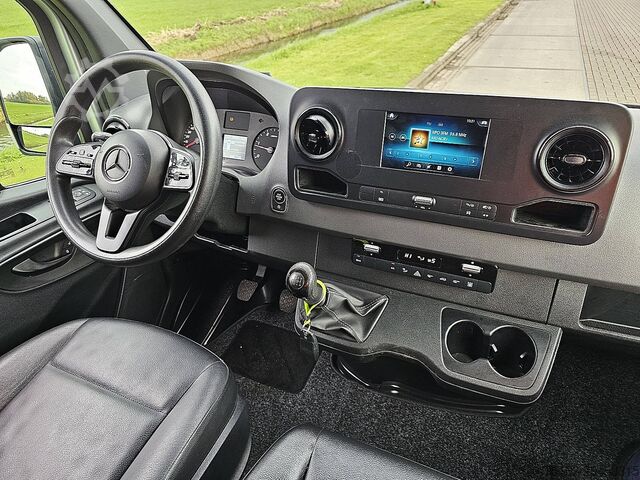 Passenger transportation MERCEDES-BENZ SPRINTER 314 L2H1 9-Pers 2X Airco