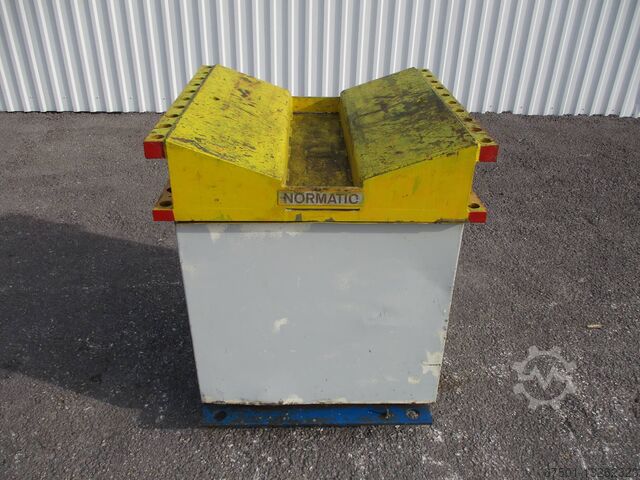 SPOEL LAADSTOEL SPOEL LAADSTOEL Normatic 3000 kg (2537)