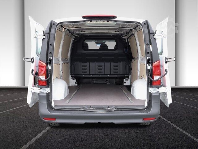 Customized van Mercedes-Benz Vito116CDI KA lang,Automatik,Klima,Facelift