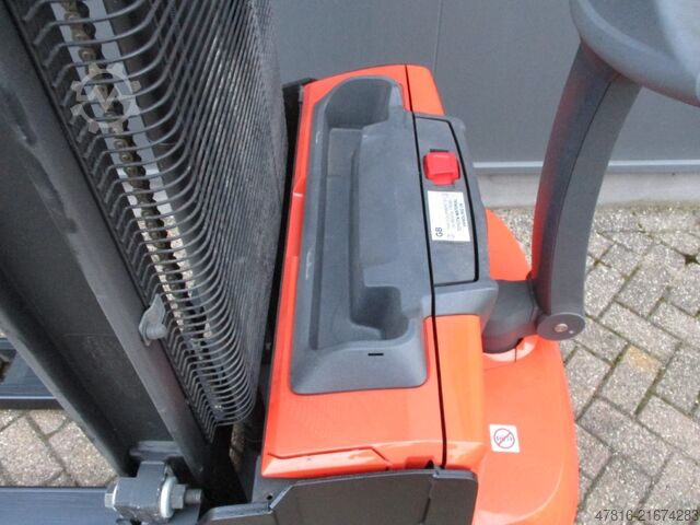 Traspallet manuale TOYOTA SWE100