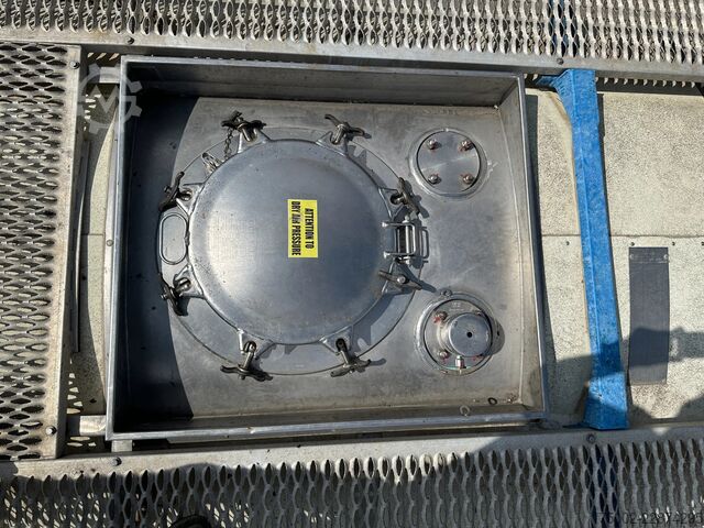 Container cisternă CIMC 20FT ISO 25.000L / UN PORTABLE  T11 / 2.5Y + CS...
