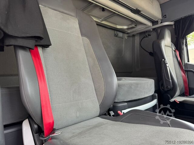 Standard-SZM Renault T 460 / Refrigarator / Euro 6 / 2 Beds