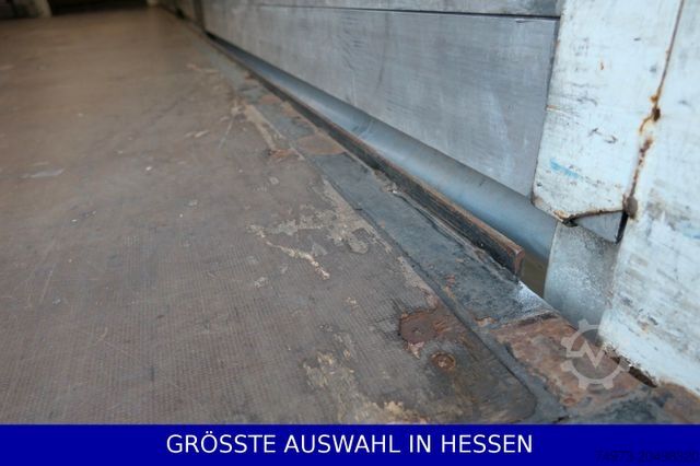 Otevřený návěs s plachtou KRONE BPW Alufelgen Code XL + Getränke Schaden vorn