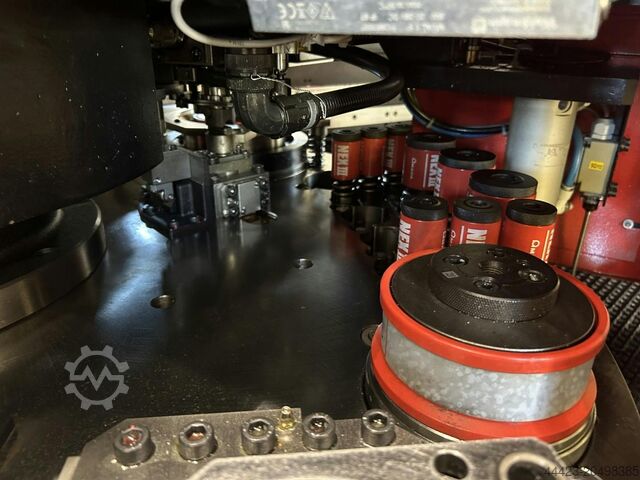 Poinçonneuse Amada EMK 3612 M2