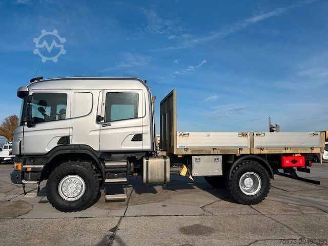 Kamion sa ravnom platformom SCANIA P320 CB 4x4 Doka AHK Klima 9-Sitze Aut. Stdhz.