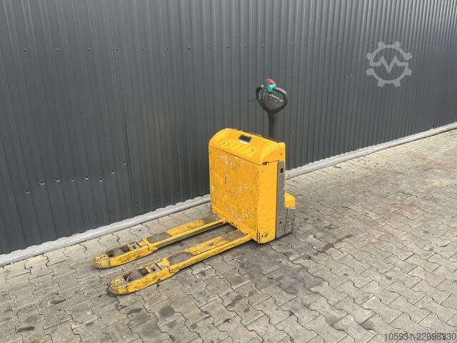 Electric Pallet Truck Jungheinrich EJE114