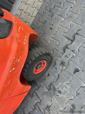 LPG Forklifts Linde H20T-01