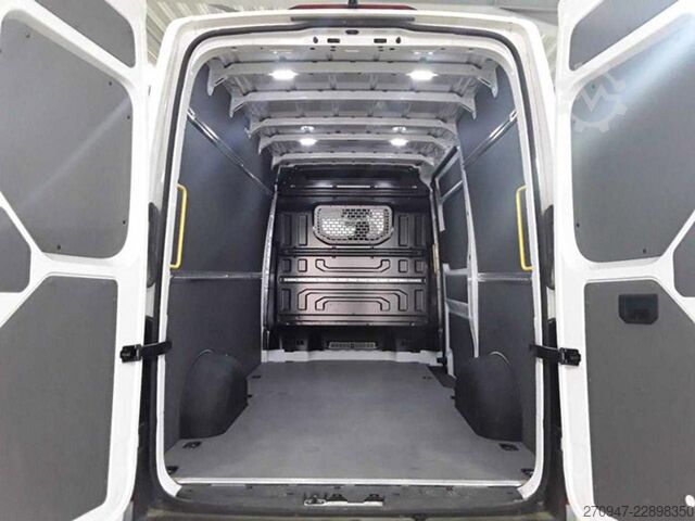 Furgon z wysokim dachem VW Crafter Kasten 35 L3H3 NAV AHK äden