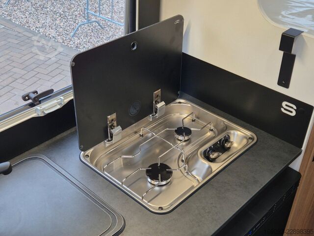 Autocaravana semi-integrada CHAUSSON S697 Titanium Line *MJ27*Arctic*Outdoor*Autom.