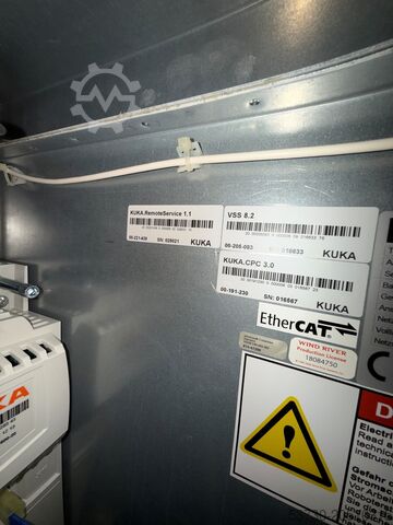 Industrial robot Kuka Roboter KR 210 R3100 ultra KRC 4 KCP 4