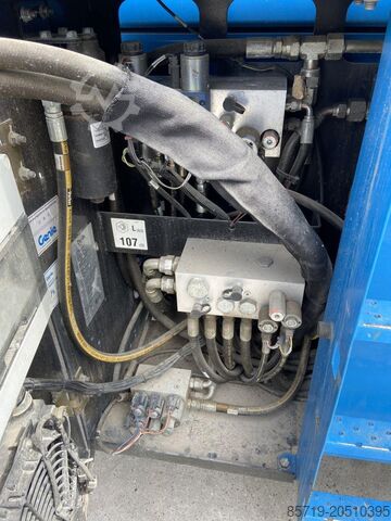 Scissor lift Genie GS4390RT (3214)