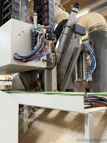 Machining center MORBIDELLI X5