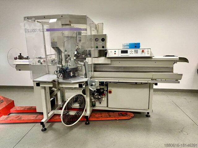 Fully automatic crimping machine Komax gamma 333 LCD