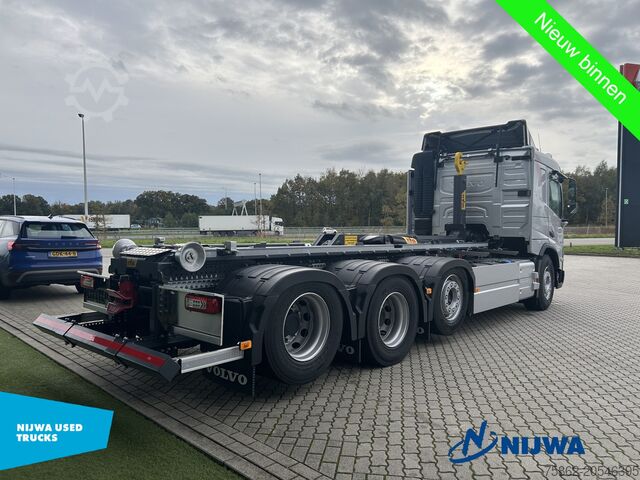 Haakarmsysteem Volvo FMX 540 8x2 Hyva Haakarm + Vangmuil