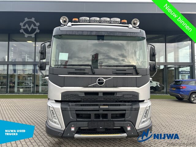 Haakarmsysteem Volvo FMX 540 8x2 Hyva Haakarm + Vangmuil