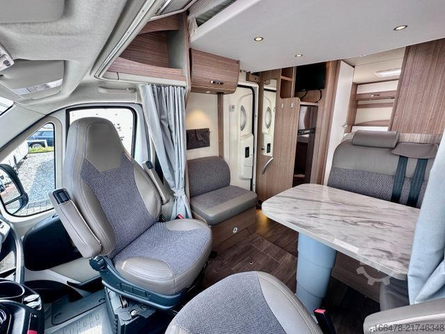 Teilintegriertes Wohnmobil CARADO T 449 *Queensbett-Hubbett-Sat-TV*
