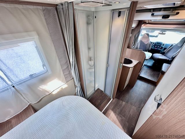 Teilintegriertes Wohnmobil CARADO T 449 *Queensbett-Hubbett-Sat-TV*