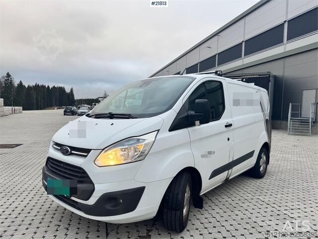 Yüksek tavanlı istasyon vagonu Ford Transit 4x2 Van with 2 Sets of Tires