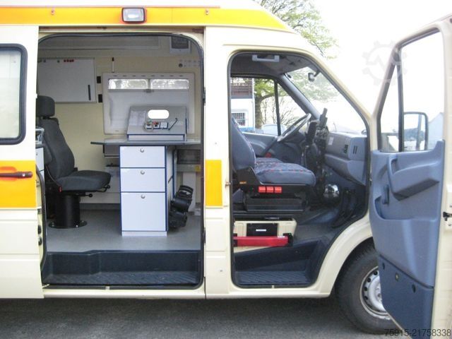 Husbil MERCEDES-BENZ 312 D-KA Sprinter Einsatzleitung (ex-RTW) BINZ