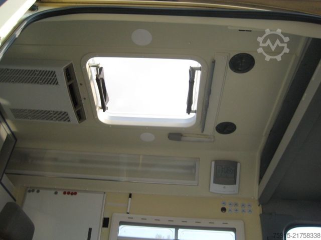 Husbil MERCEDES-BENZ 312 D-KA Sprinter Einsatzleitung (ex-RTW) BINZ