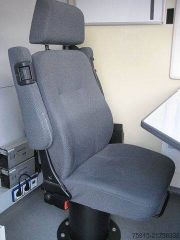 Husbil MERCEDES-BENZ 312 D-KA Sprinter Einsatzleitung (ex-RTW) BINZ