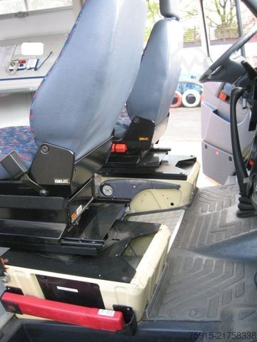 Husbil MERCEDES-BENZ 312 D-KA Sprinter Einsatzleitung (ex-RTW) BINZ