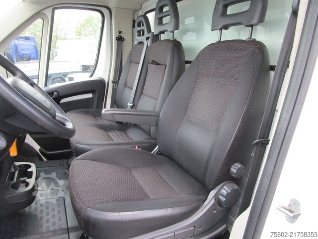 Skåpbil PEUGEOT Boxer 2,2L 165PS *MAXI+LBW+KLIMA+3-Sitze+4,27m*