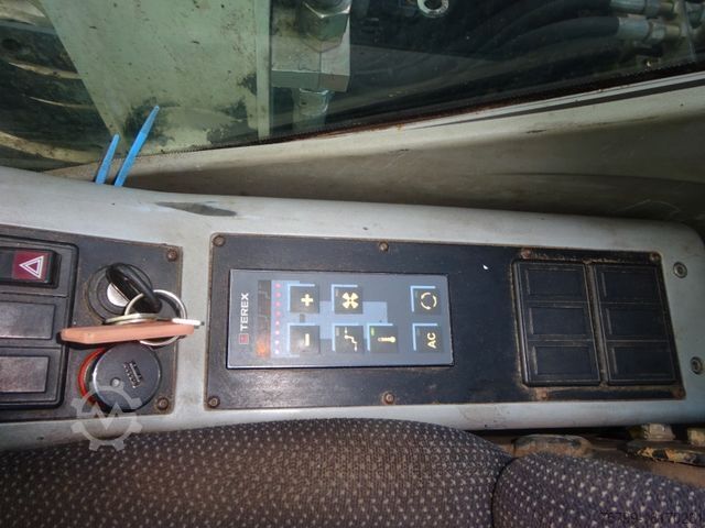 Mobiele graafmachine TEREX ATLAS TW130