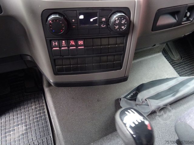 Drankenwagen MAN 8.190 TGL*4,6 m Rollplane*2x AHK*B/L*Diff.*TOP !