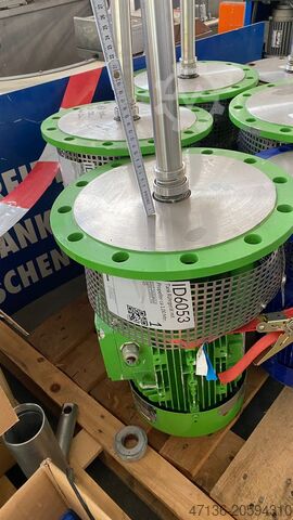 Tartálykeverő propellerrel, kb. 1,00 m, zöld színű